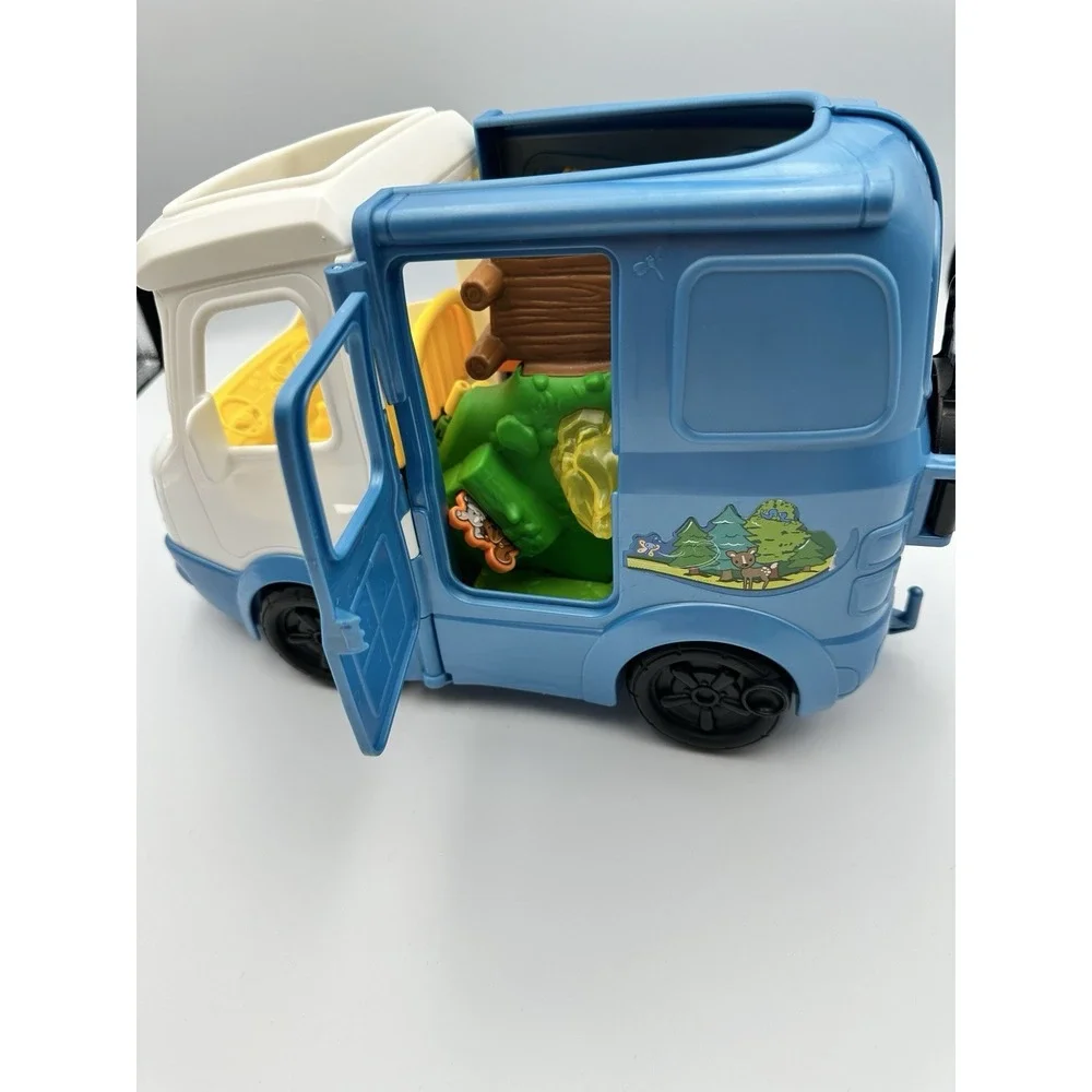 Fisher Price Little People Songs and Sounds Camper Van RV with Accessories Works